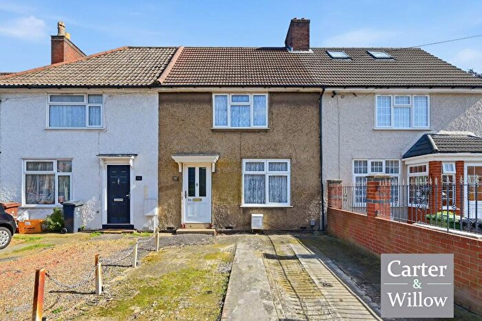 3 Bedroom Terraced House For Sale In Canonsleigh Road, Dagenham, RM9