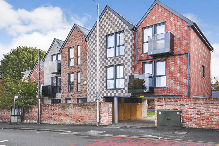 2 Bedroom Apartment To Rent In Pell Street, Reading, RG1
