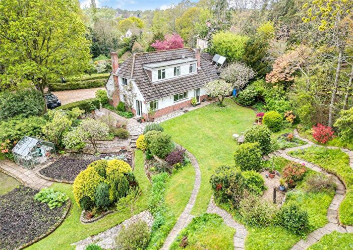 3 Bedroom Detached House For Sale In Brickfield Lane, Walhampton, Lymington, Hampshire, SO41