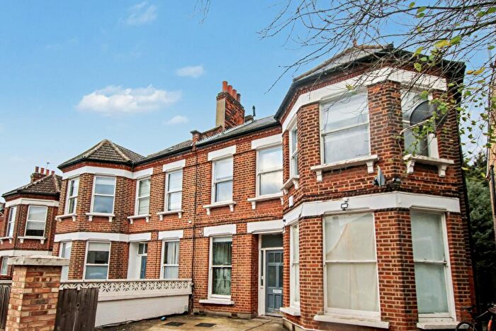 1 Bedroom Flat To Rent In Fordwych Road, London (), NW2