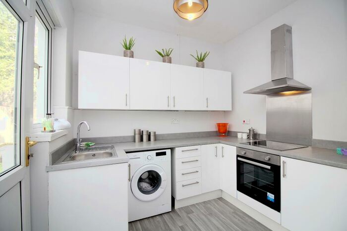 3 Bedroom End Of Terrace House To Rent In Rickard Street, Pontypridd, CF37