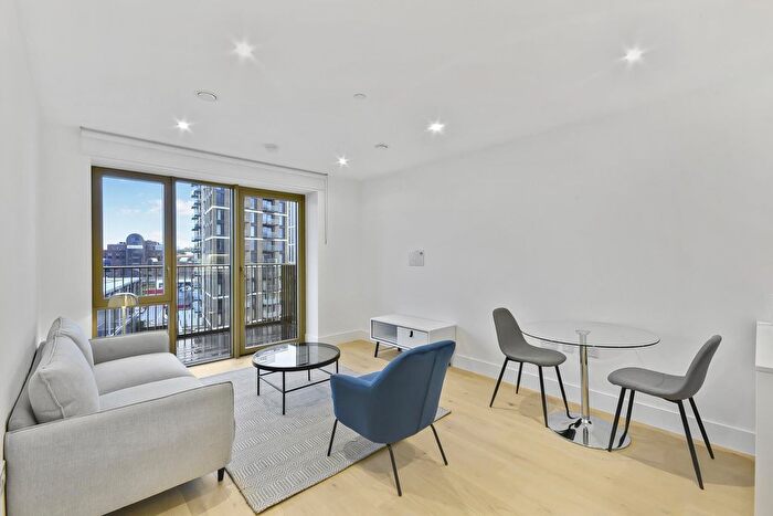 1 Bedroom Flat For Sale In Jasmine House, TW8
