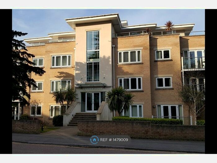 2 Bedroom Flat To Rent In Surrey Road, Bournemouth, BH4