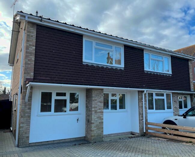 3 Bedroom Semi-Detached House To Rent In Claremont Road, Deal CT14