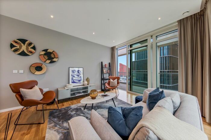 3 Bedroom Flat To Rent In , Scarlet Close, London, E20