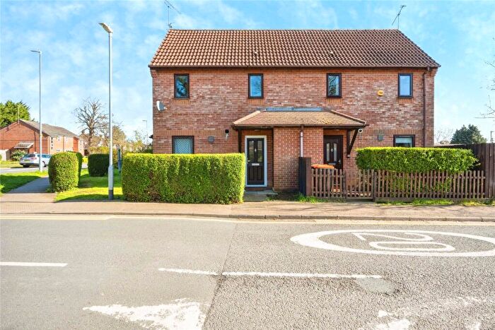 2 Bedroom House For Sale In Ledburn Grove, Cedars Way, Leighton Buzzard, Bedfordshire, LU7