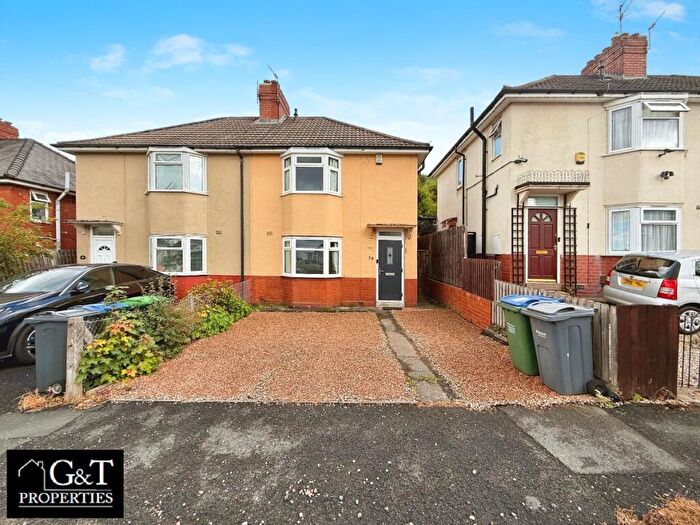 3 Bedroom Semi-Detached House To Rent In Grange Road, Cradley Heath, B64