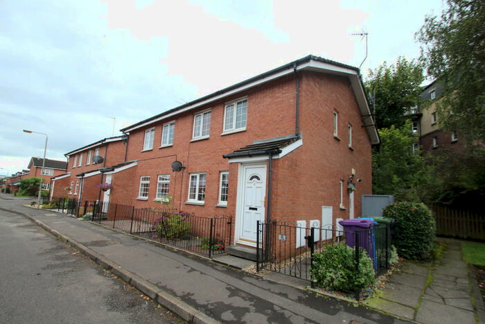 1 Bedroom Flat To Rent In Kirkmichael Avenue, Broomhill, G11