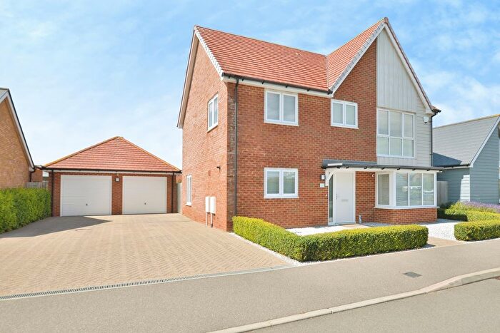 3 Bedroom Detached House For Sale In Pearmain Way, New Romney, Kent, TN28
