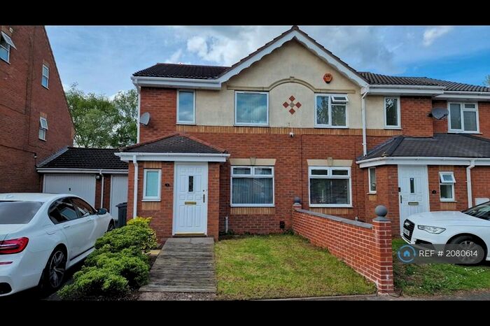 3 Bedroom Semi-Detached House To Rent In Waterside Close, Birmingham, B9