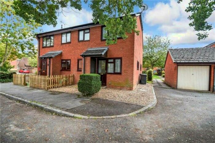 1 Bedroom End Of Terrace House To Rent In Hayter Gardens, Romsey, SO51