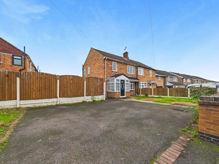3 Bedroom Semi Detached House For Sale In Lewiston Road, Chaddesden, DE21