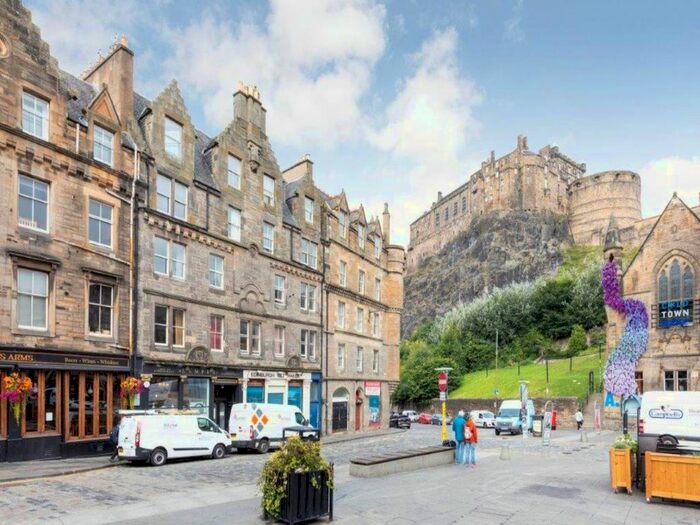 2 Bedroom Flat To Rent In Grassmarket, Old Town, Edinburgh, EH1