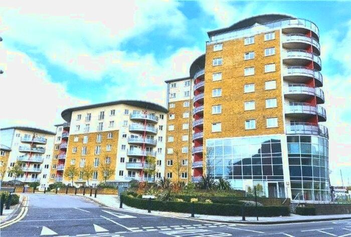 2 Bedroom Flat To Rent In Pancras Way, London E3