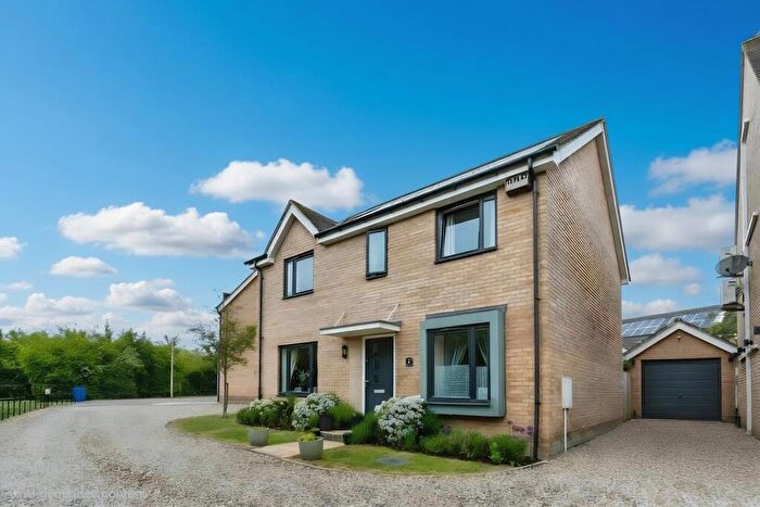 4 Bedroom Detached House For Sale In Rutherford Place, Haverhill, CB9