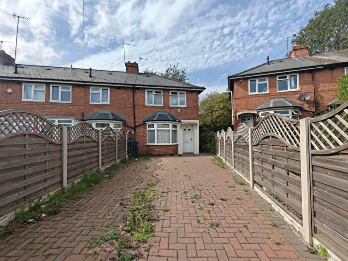 3 Bedroom Semi-Detached House To Rent In Inland Road, Erdington, B24