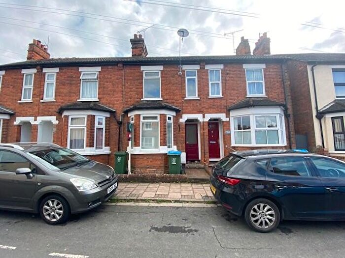 3 Bedroom Terraced House To Rent In Princes Road, Aylesbury, HP21
