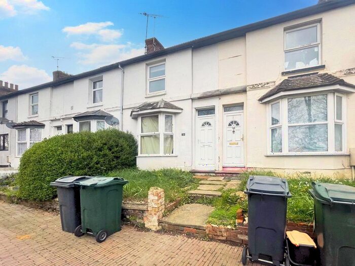 3 Bedroom Terraced House To Rent In Godinton Road, Ashford, TN23