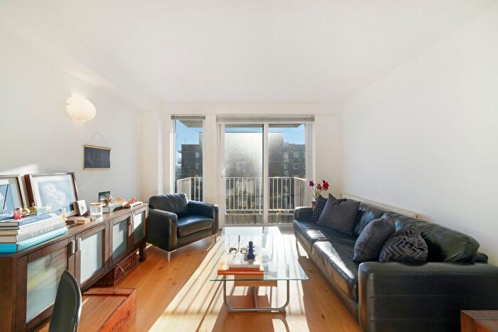 1 Bedroom Flat To Rent In Blair Court, Boundary Road, NW8
