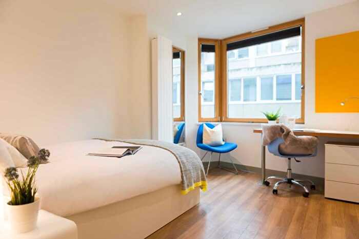 1 Bedroom Studio To Rent In Commercial Rd, London, E1