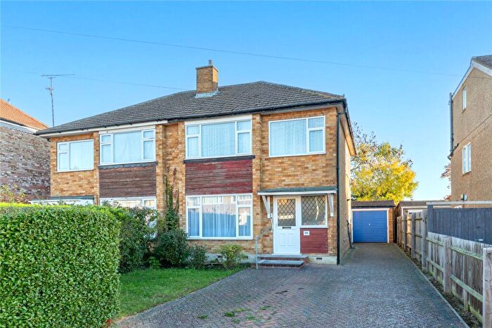 3 Bedroom Semi Detached House For Sale In Langford Drive, Luton, Bedfordshire, LU2
