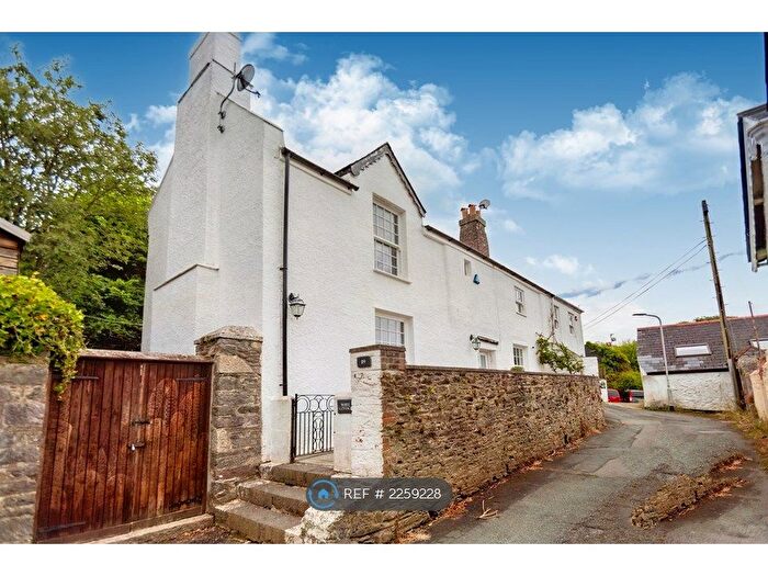 4 Bedroom Semi-Detached House To Rent In Priory Road, Plymouth, PL3