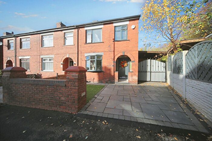 4 Bedroom End Terrace House For Sale In Kearsley Street, Wigan, WN6