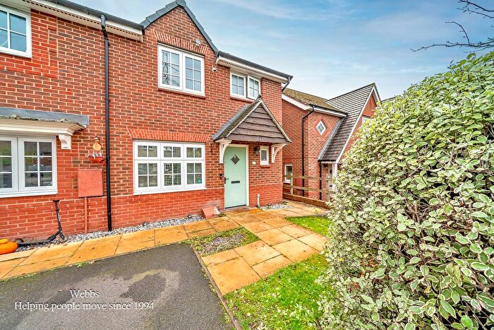 3 Bedroom Terraced House For Sale In Lockside, Churchbridge, Cannock, WS11