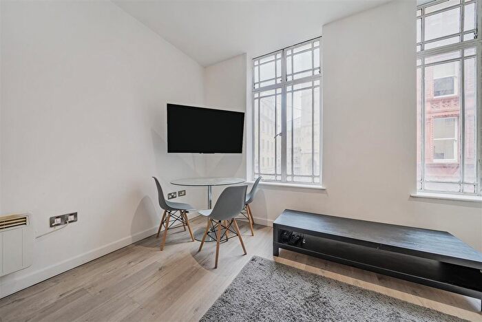 2 Bedroom Flat To Rent In Chatfield House, Marsh Street, Bristol, BS1