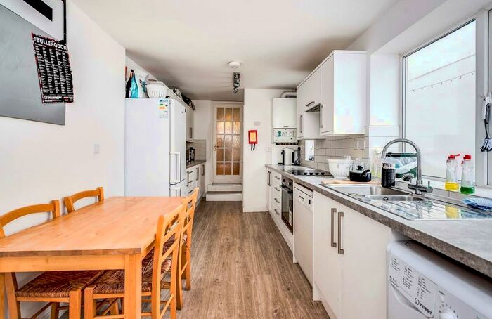 4 Bedroom Terraced House To Rent In Howard Street, Cowley, Oxford, Oxfordshire, OX4