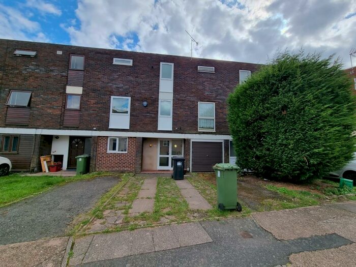 4 Bedroom Terraced House To Rent In Shrubland Street, Leamington Spa, CV31