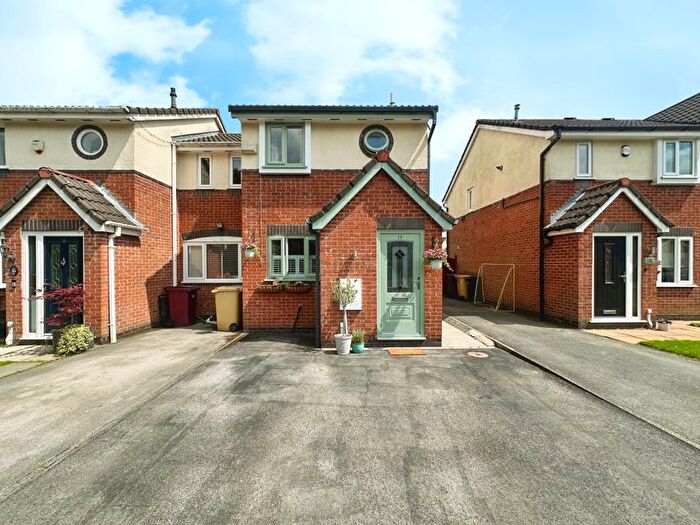 2 Bedroom Semi-Detached House For Sale In Elham Close, Manchester, M26