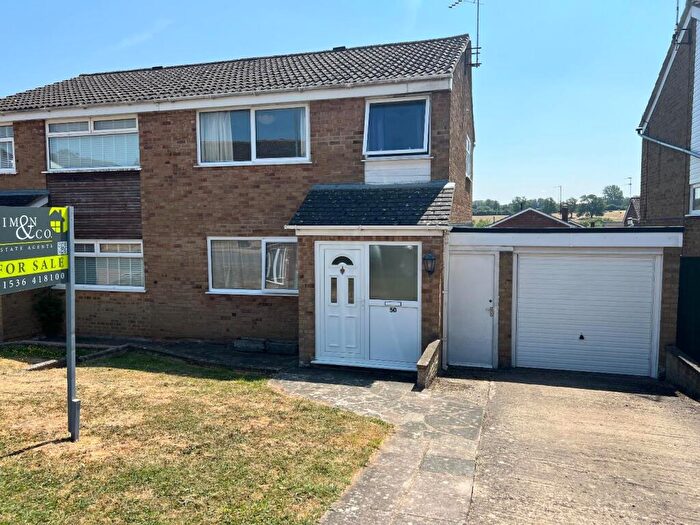 3 Bedroom Semi-Detached House For Sale In Millholm Road, Desborough, Kettering, NN14