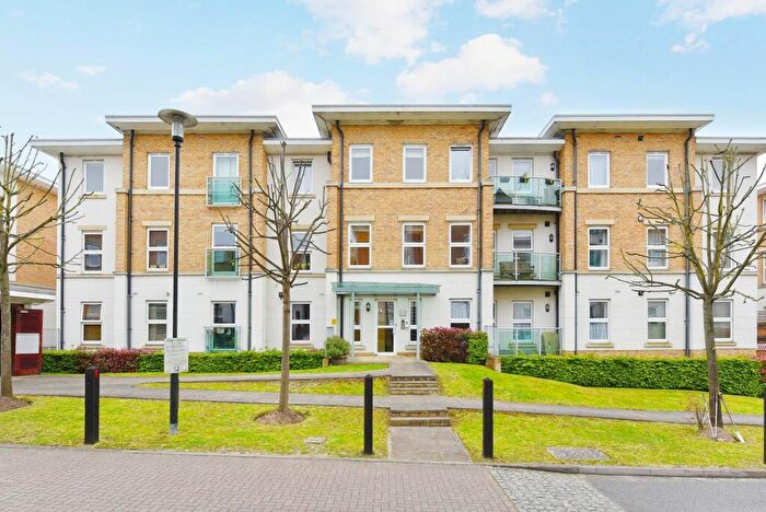 2 Bedroom Apartment To Rent In Highbury Drive, Leatherhead, KT22