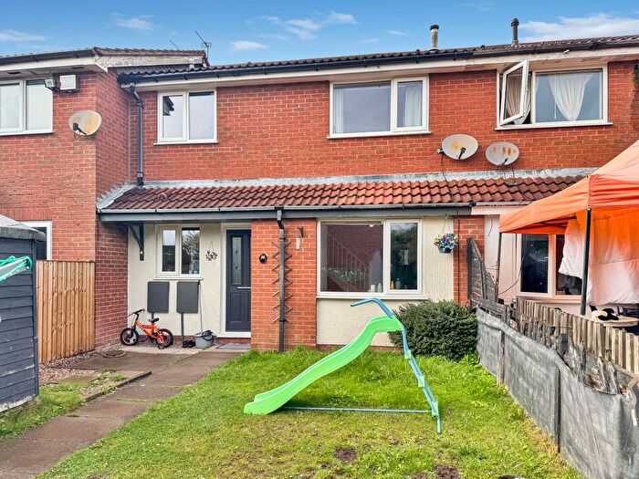 2 Bedroom Town House For Sale In Winterside Close, Waterhayes, Newcastle-Under-Lyme, ST5