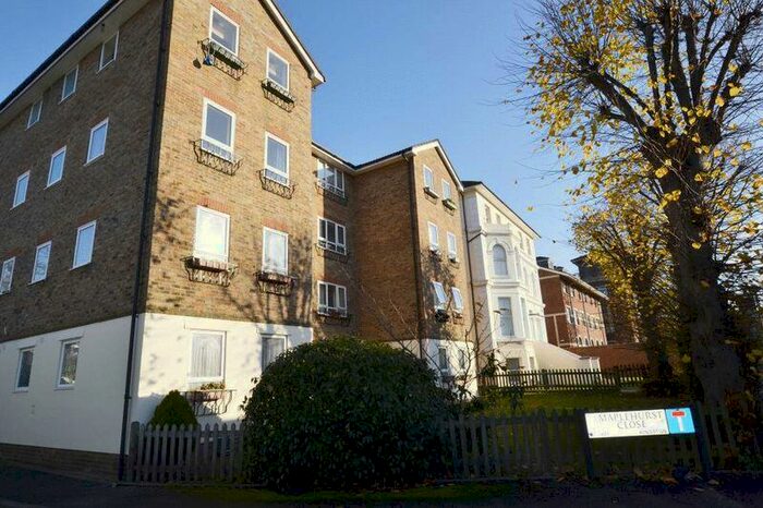 1 Bedroom Flat To Rent In Maplehurst Close, Kingston, KT1