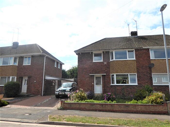 3 Bedroom Semi Detached House To Rent In Greenhill Road, Kettering, Northants, NN15