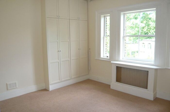 4 Bedroom Flat To Rent In Lyndhurst Road, London, NW3