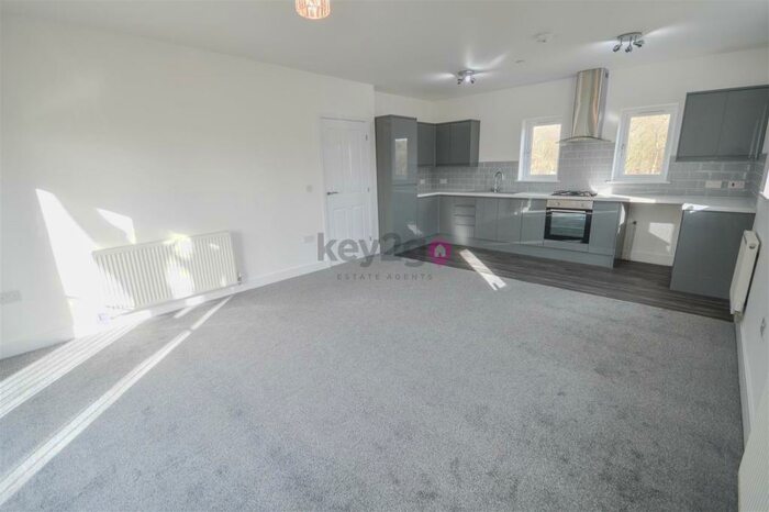 2 Bedroom Apartment To Rent In Sussex Road, Chapeltown, S35