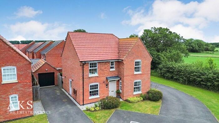 4 Bedroom Detached House For Sale In Elwick Road, Derby, DE24
