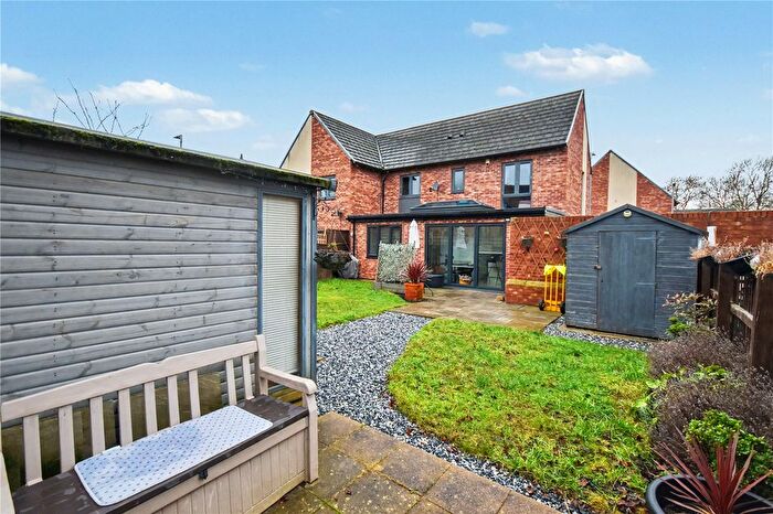 3 Bedroom Semi-Detached House For Sale In Redpoll Drive, Allerton Bywater, Castleford, West Yorkshire, WF10