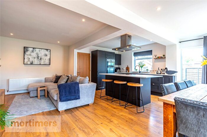 3 Bedroom Semi-Detached House For Sale In Shetland Close, Wilpshire, Blackburn, Lancashire, BB1