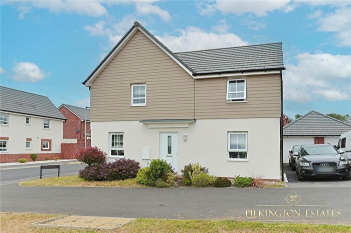 4 Bedroom Detached House For Sale In Chapel Gate, Launceston, Cornwall, PL15