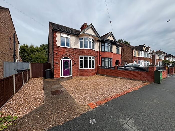 3 Bedroom Semi-Detached House For Sale In Vere Road, Peterborough, PE1