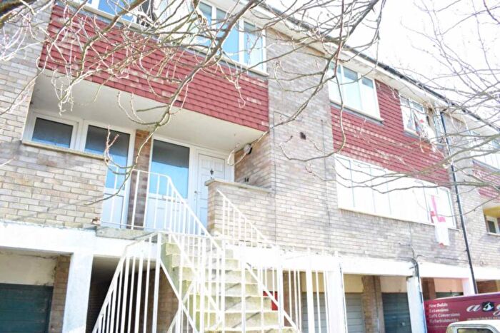 4 Bedroom Terraced House To Rent In Breaks Road, Hatfield, AL10