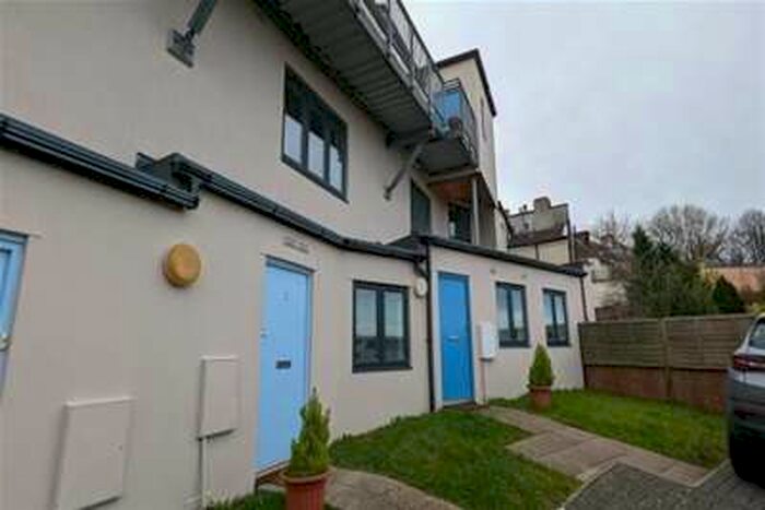 2 Bedroom Maisonette Flat To Rent In Clifton View, Bedminster Down, Bristol, BS13