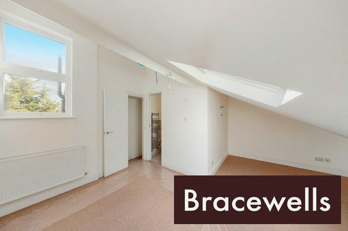 1 Bedroom Flat To Rent In Middle Lane, London, N8