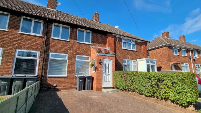 3 Bedroom House To Rent In Sundridge Road, Kingstanding, B44