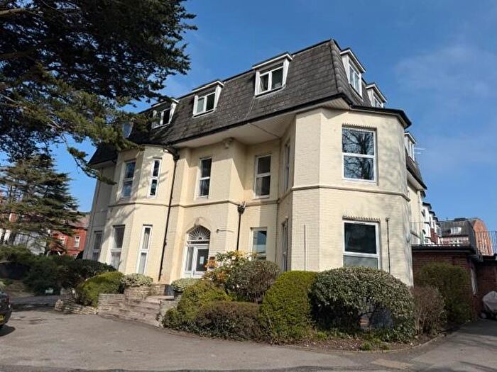 Flat To Rent In Boscombe Spa Road, Bournemouth, BH5