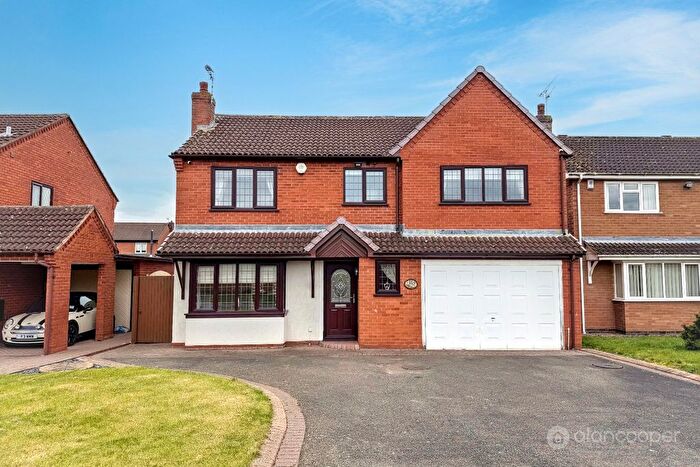 4 Bedroom Detached House For Sale In Dorchester Way, St Nicolas Park, Nuneaton, CV11